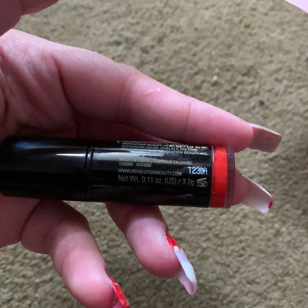 Nwob makeup revolution lip stick in slow